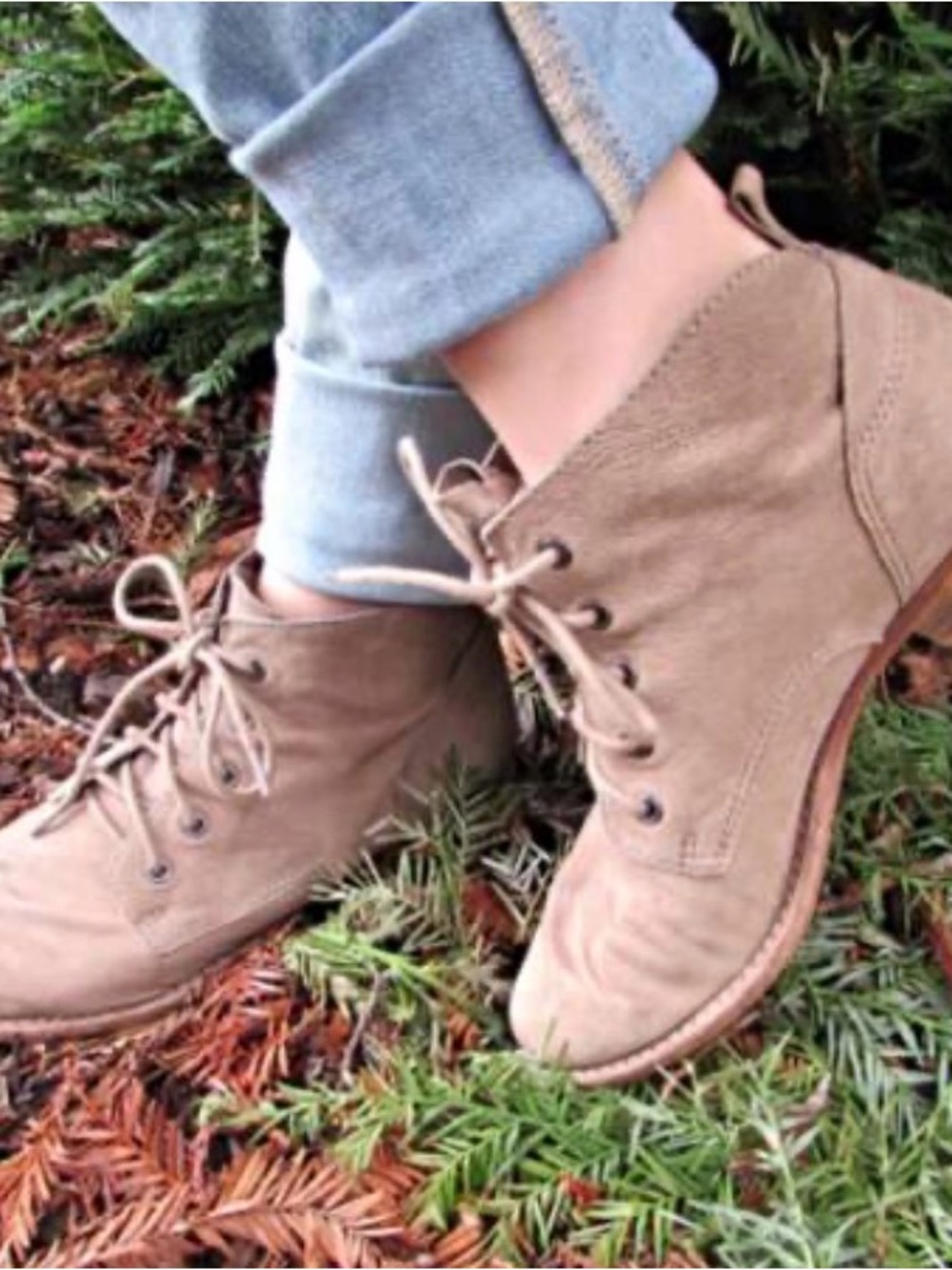 Sam Edelman Womens Taupe Suede Lace-Up Ankle Boots - Picture 5 of 8
